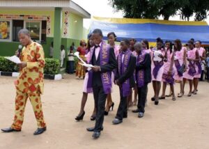 2013 set at their valedictory service